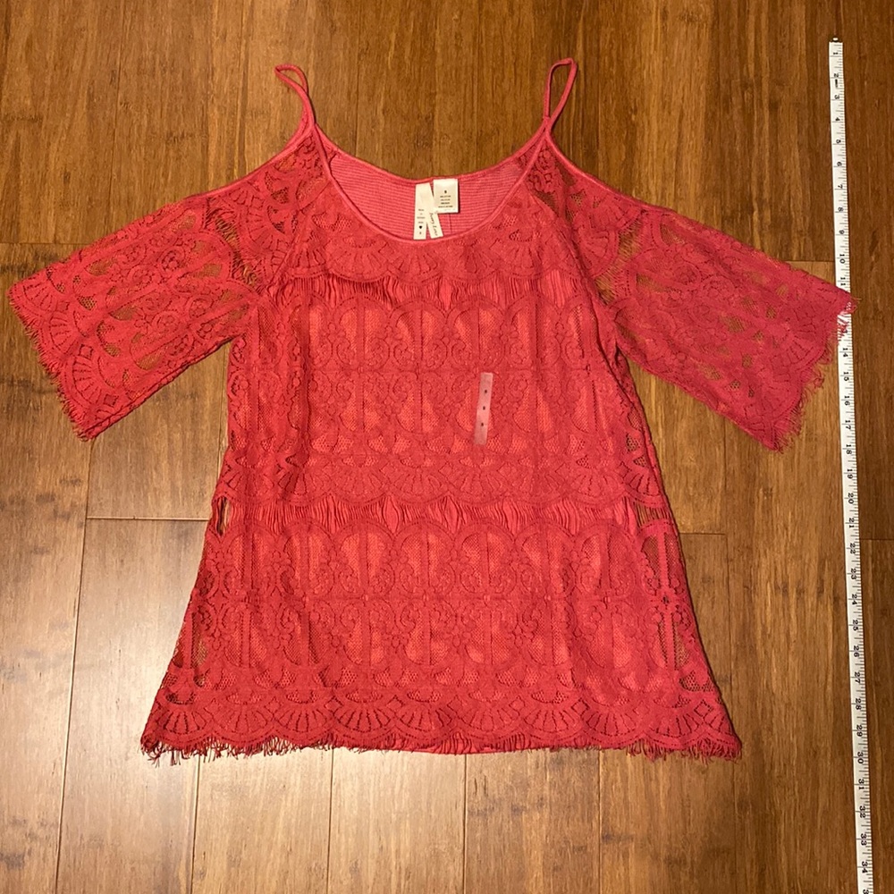 Buckle shirt.